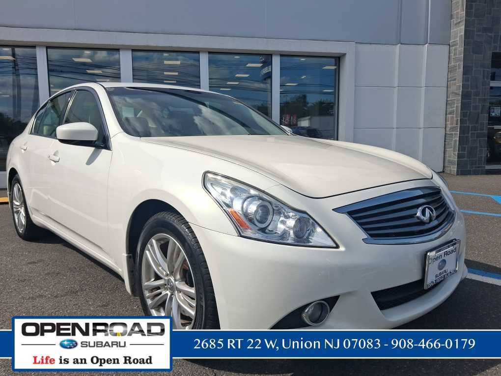 2012 INFINITI G37 Sedan x