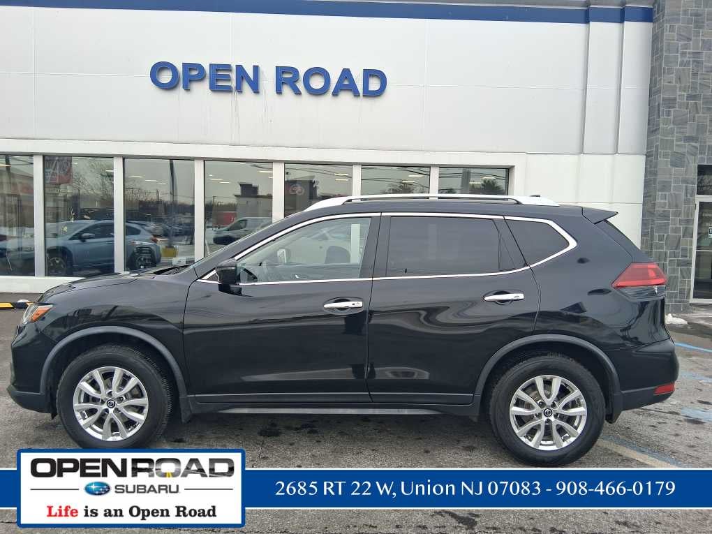 2020 Nissan Rogue SV