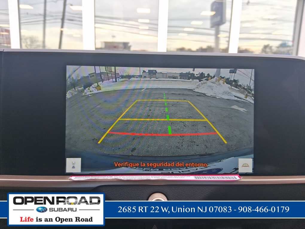 2025 Toyota Crown Signia XLE