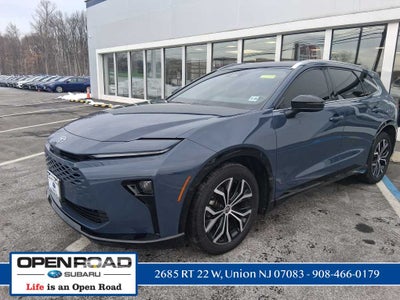 2025 Toyota Crown Signia XLE