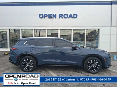 2025 Toyota Crown Signia XLE