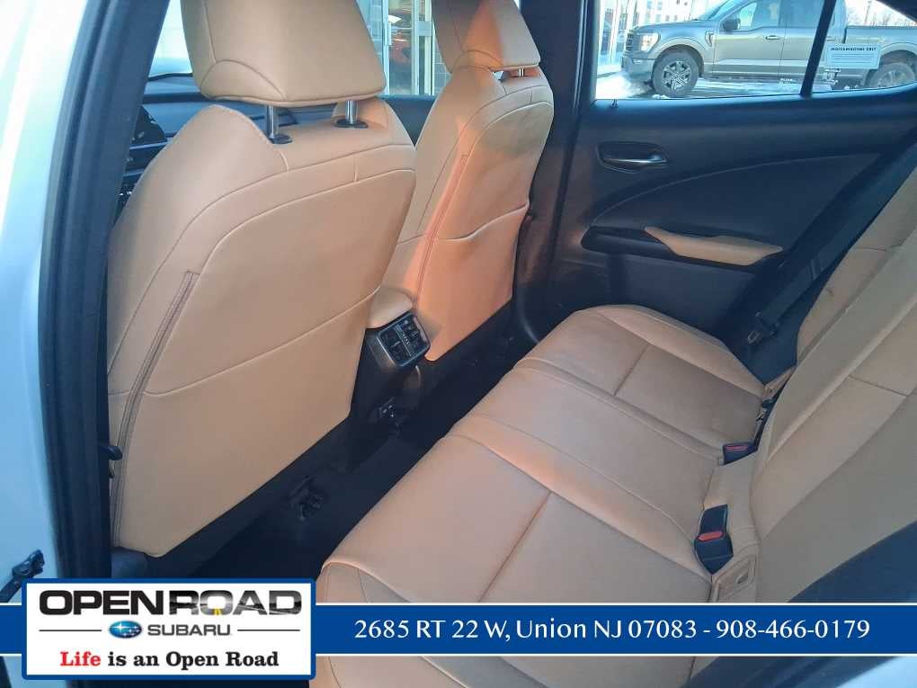 2023 Lexus UX Premium