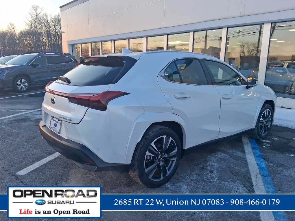 2023 Lexus UX Premium