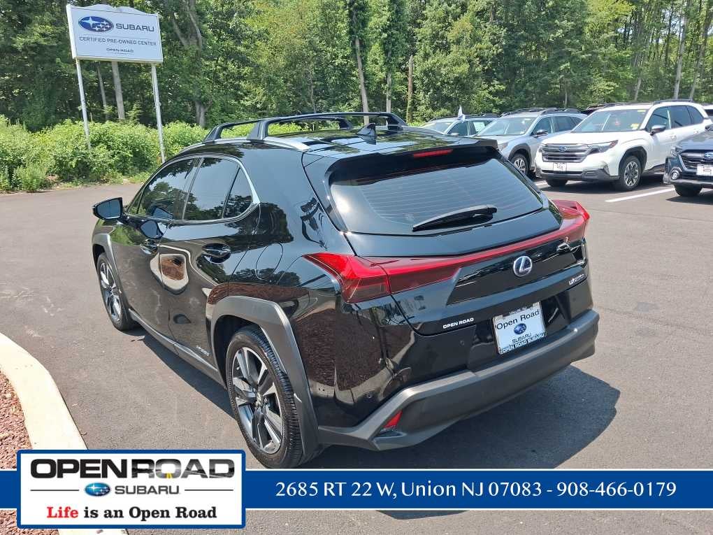 2021 Lexus UX 250h 