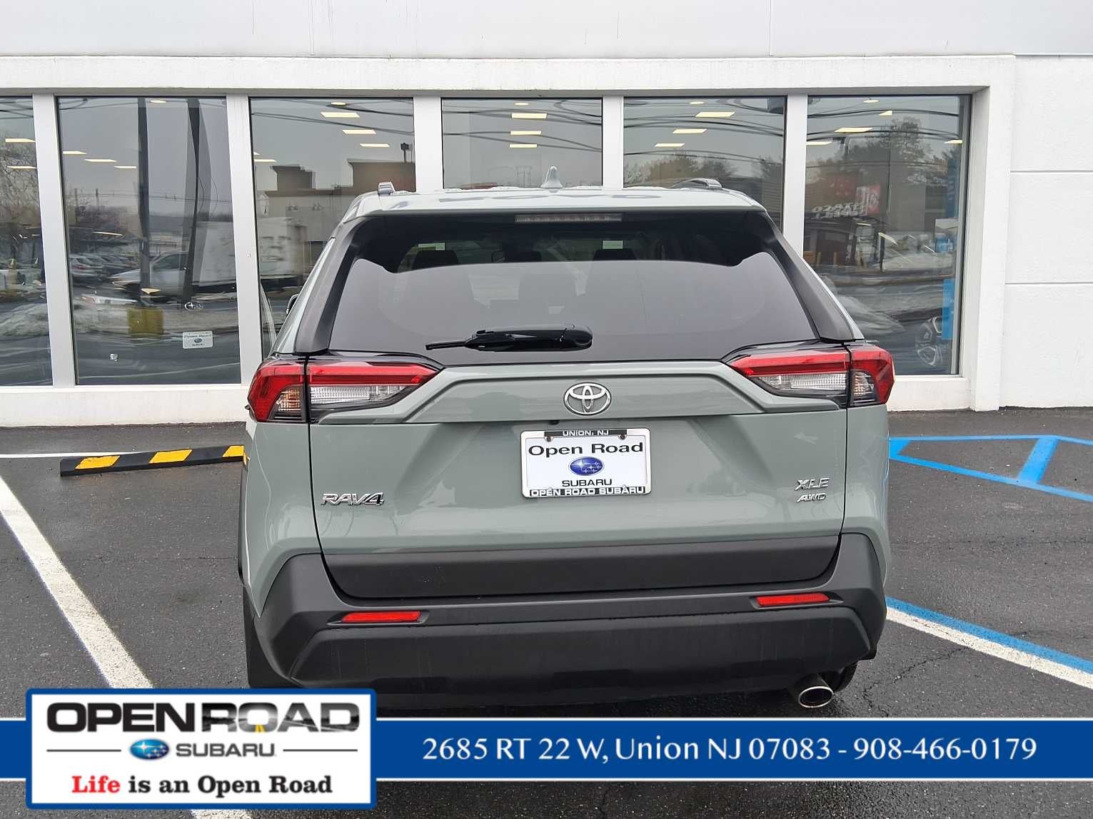 2020 Toyota RAV4 XLE