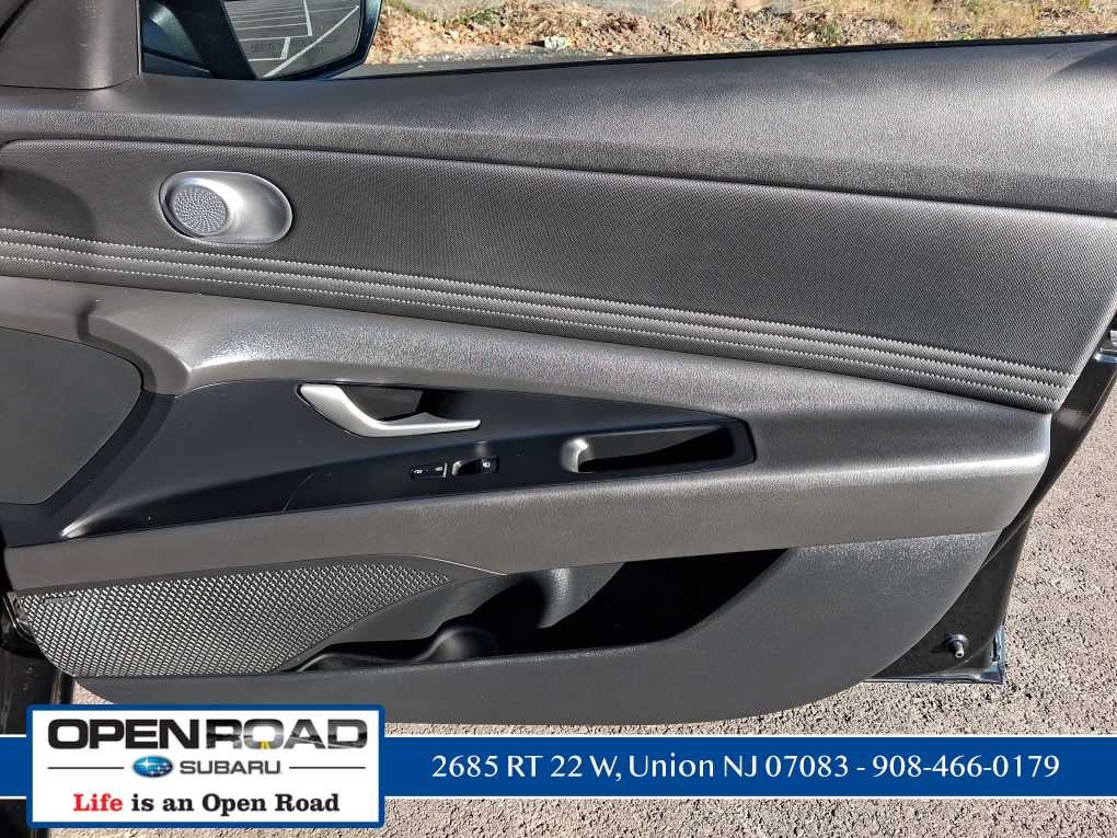 2024 Hyundai Elantra Hybrid Limited