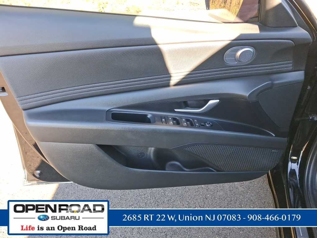 2024 Hyundai Elantra Hybrid Limited