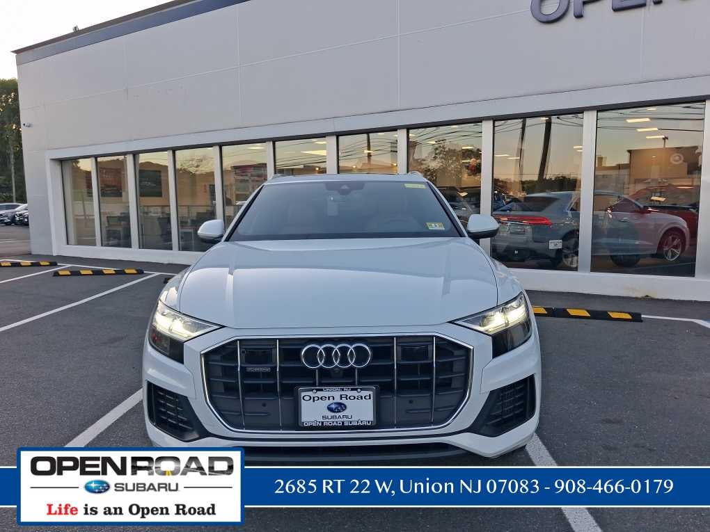 2019 Audi Q8 Premium Plus