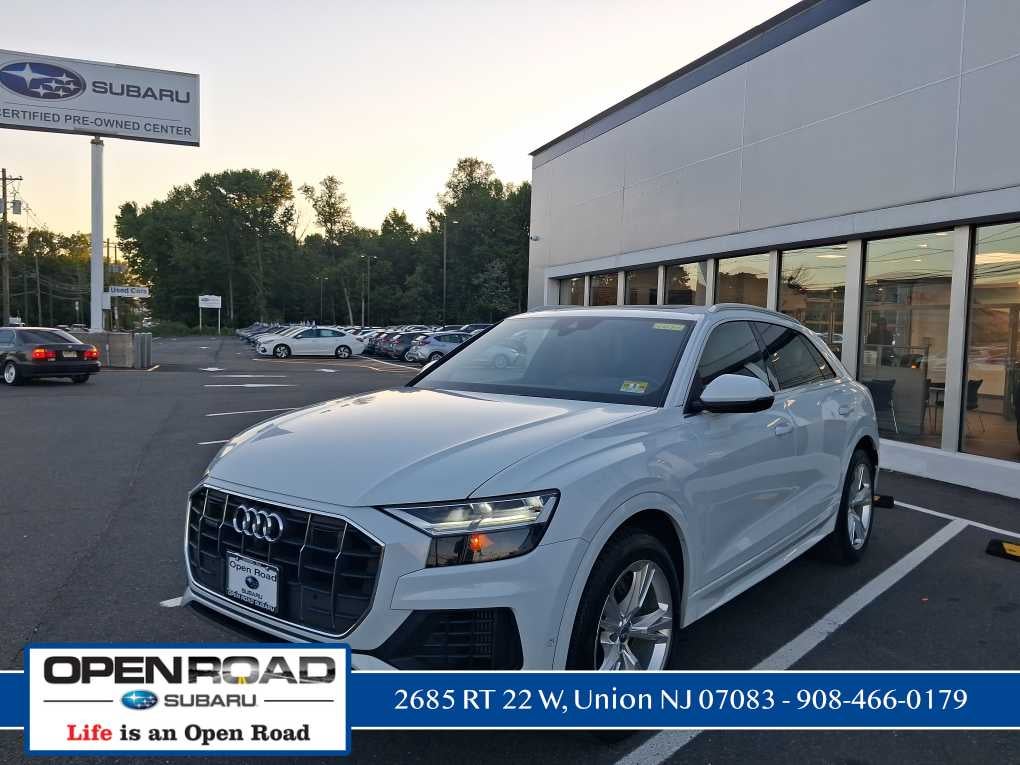 2019 Audi Q8 Premium Plus
