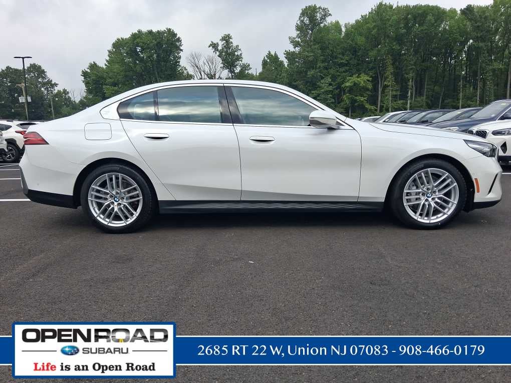 2024 BMW 530i xDrive 530i xDrive