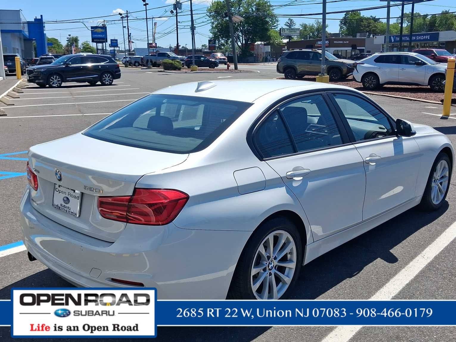 2018 BMW 320i xDrive 320i xDrive