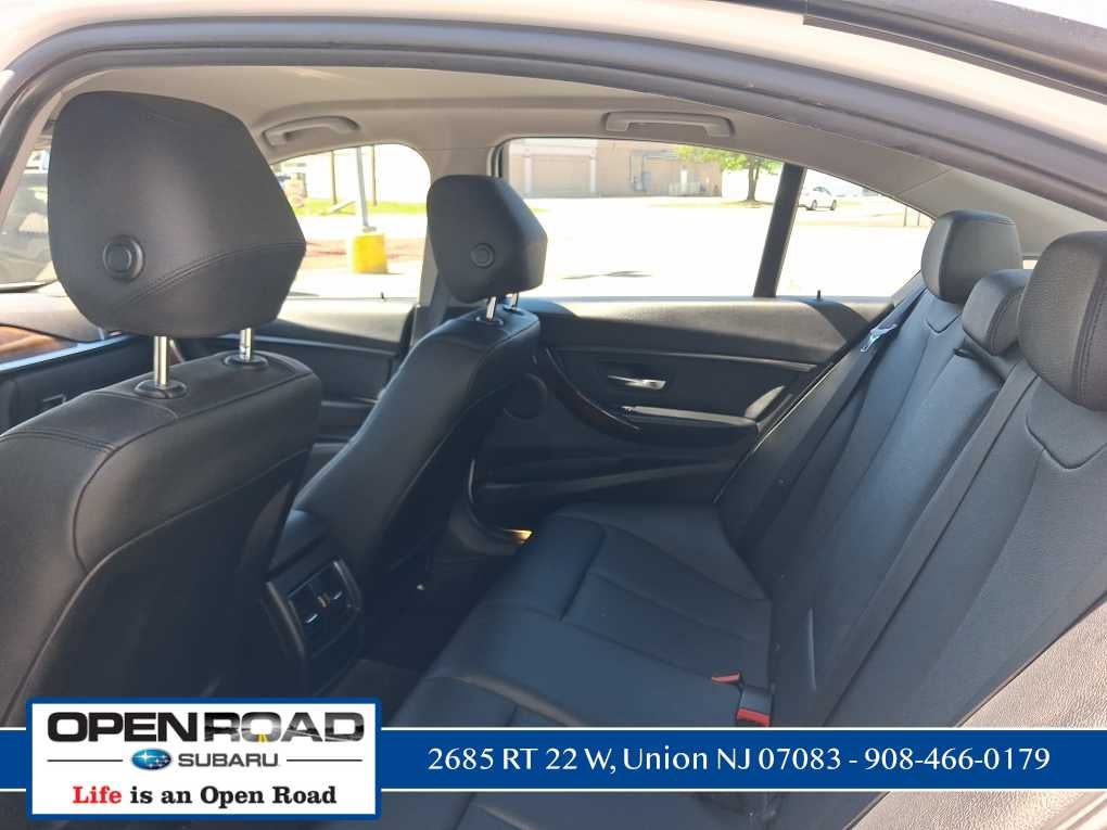 2018 BMW 320i xDrive 320i xDrive