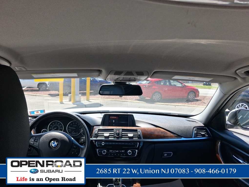 2018 BMW 320i xDrive 320i xDrive