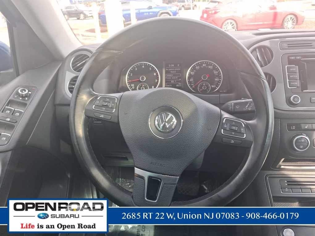 2014 Volkswagen Tiguan R-Line