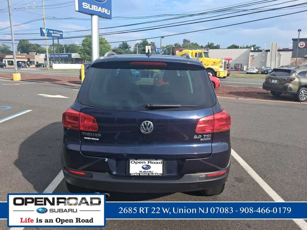 2014 Volkswagen Tiguan R-Line