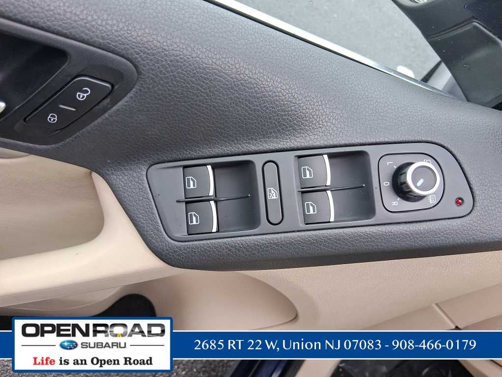 2012 Volkswagen Tiguan SEL