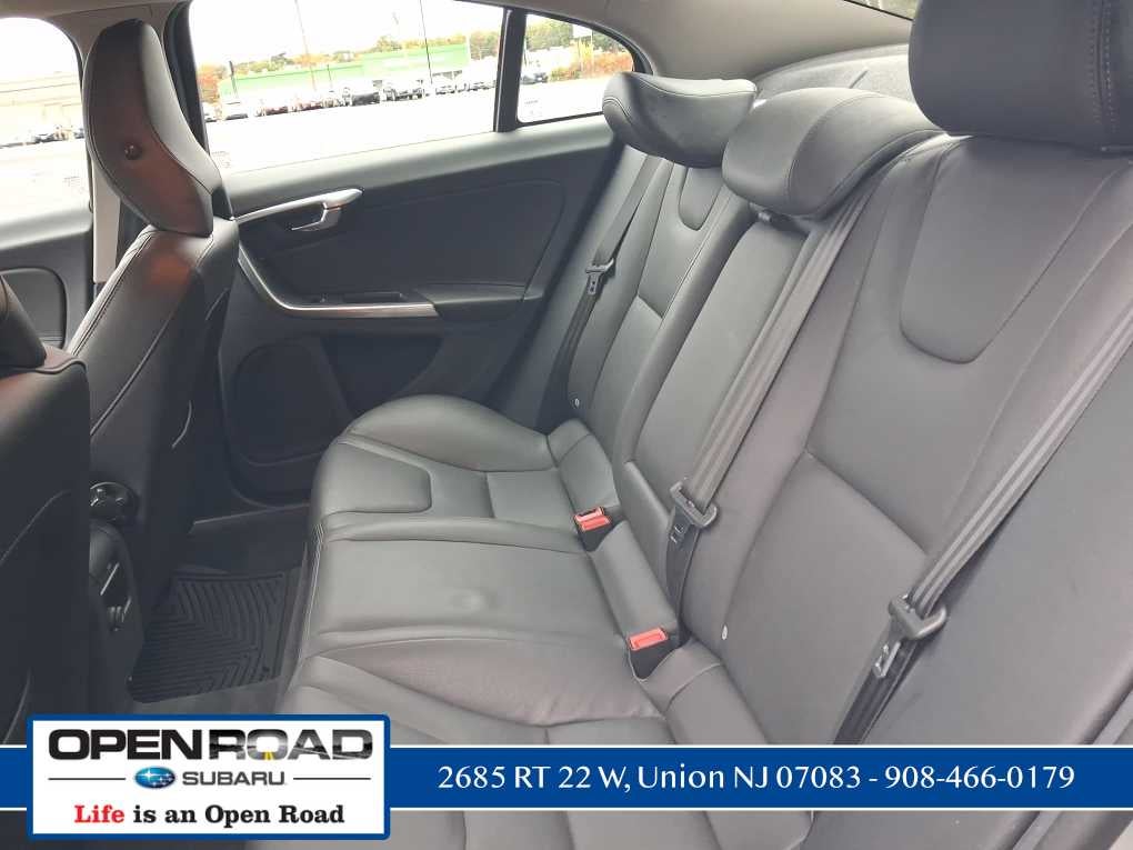 2015 Volvo S60 T5 Platinum