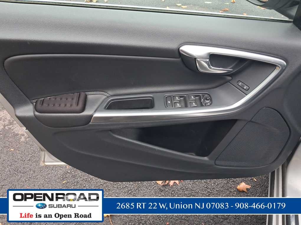 2015 Volvo S60 T5 Platinum