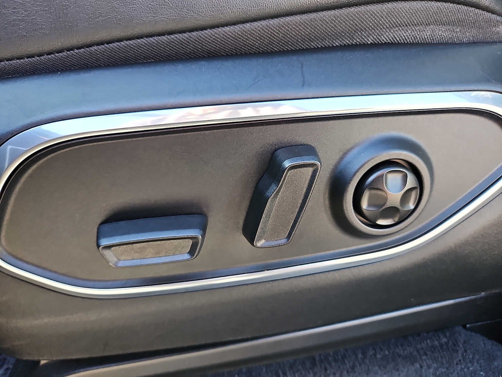 2023 Jeep Wagoneer Series II Carbide 4x4