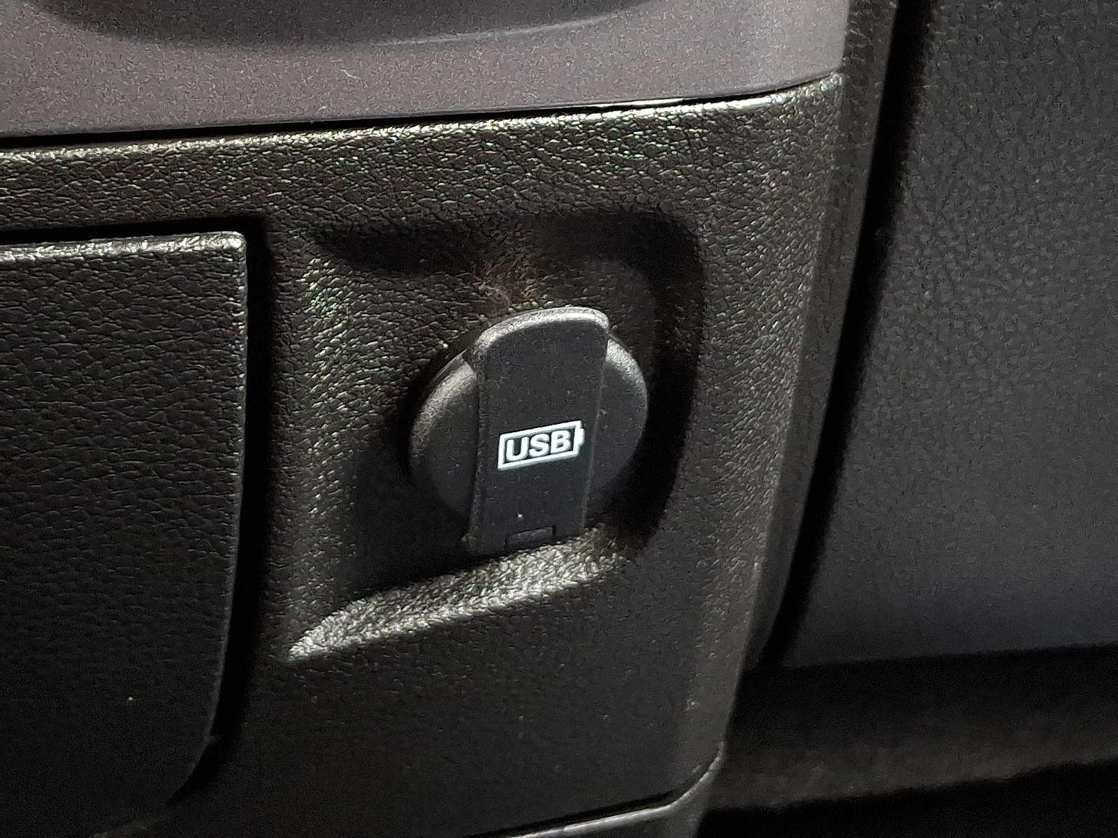 2024 RAM 1500 Classic SLT 4x4 Quad Cab 64 Box