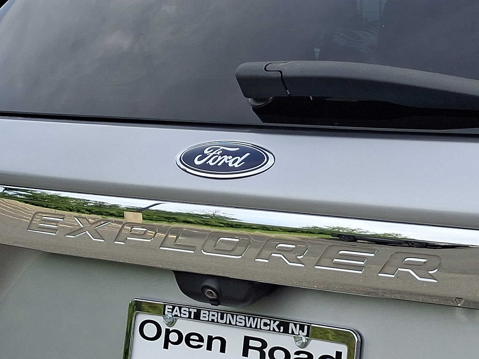 2023 Ford Explorer XLT RWD
