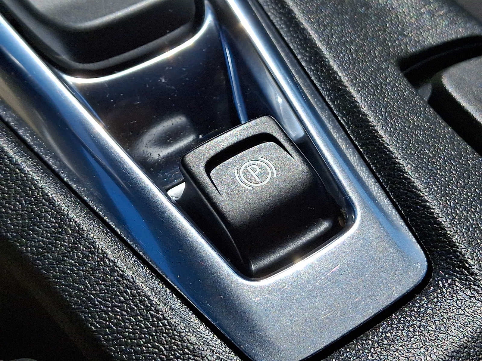 2021 Chevrolet Camaro 2dr Cpe 1LT