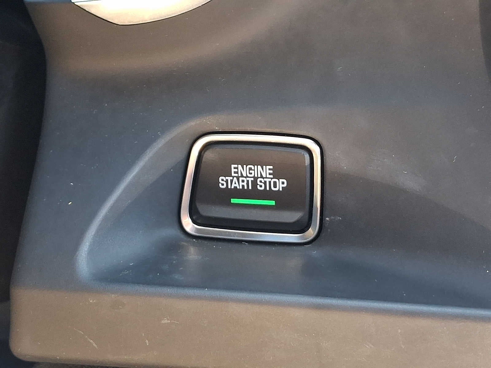2021 Chevrolet Camaro 2dr Cpe 1LT