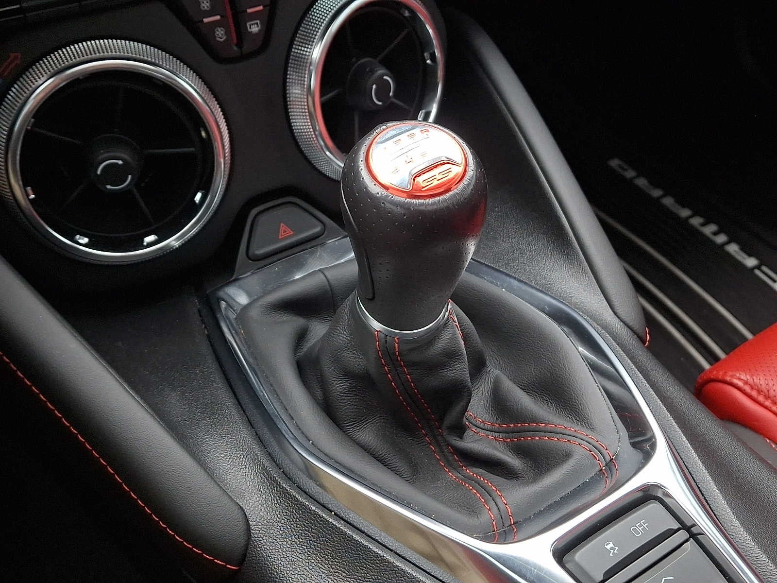 2020 Chevrolet Camaro 2dr Cpe 2SS