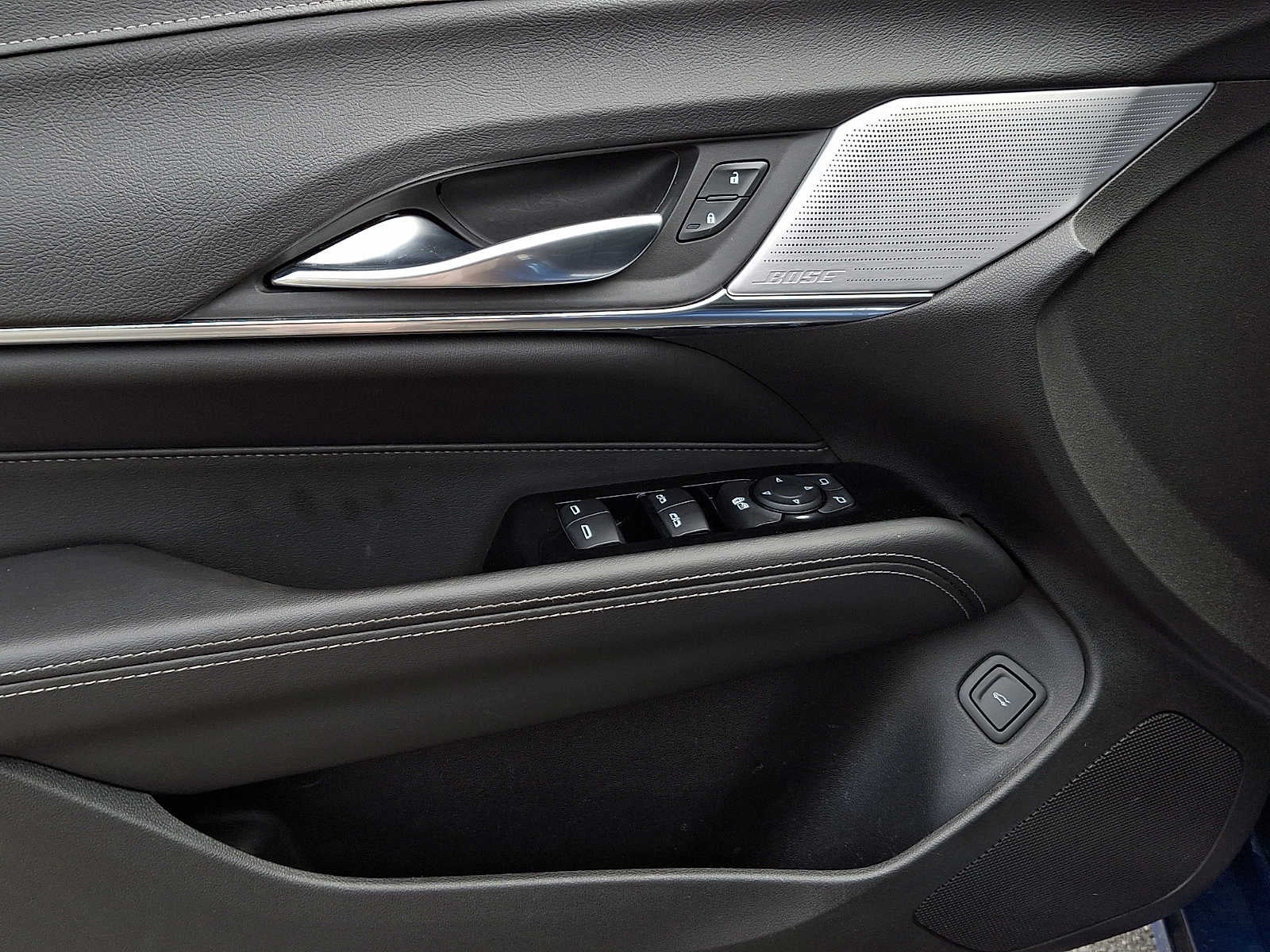 2023 Cadillac CT4 4dr Sdn Luxury
