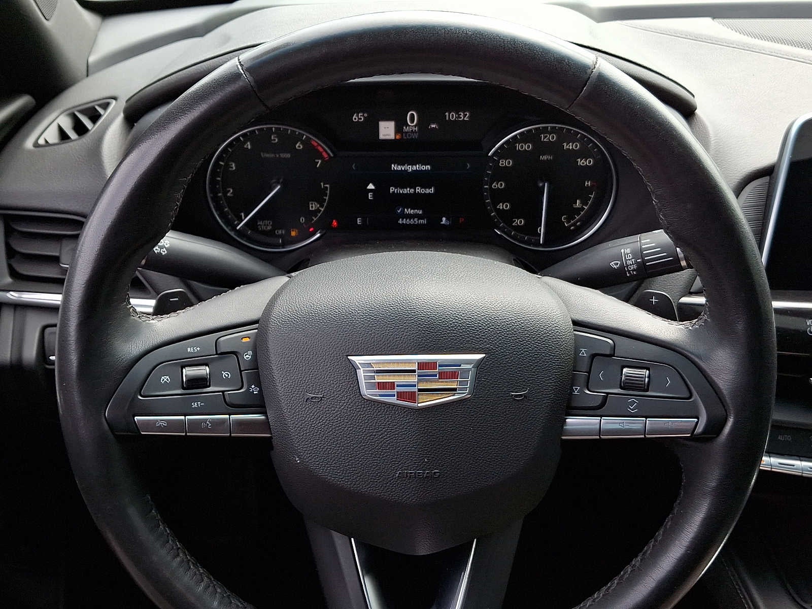 2023 Cadillac CT4 4dr Sdn Luxury
