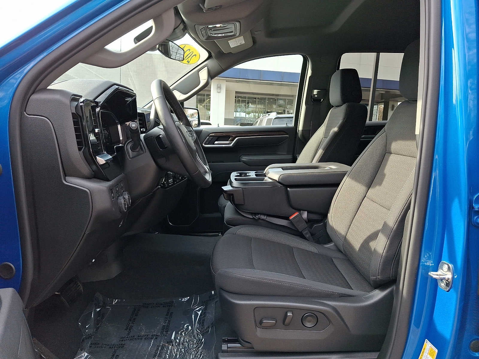 2026 Chevrolet Silverado 1500 4WD Crew Cab 147 RST