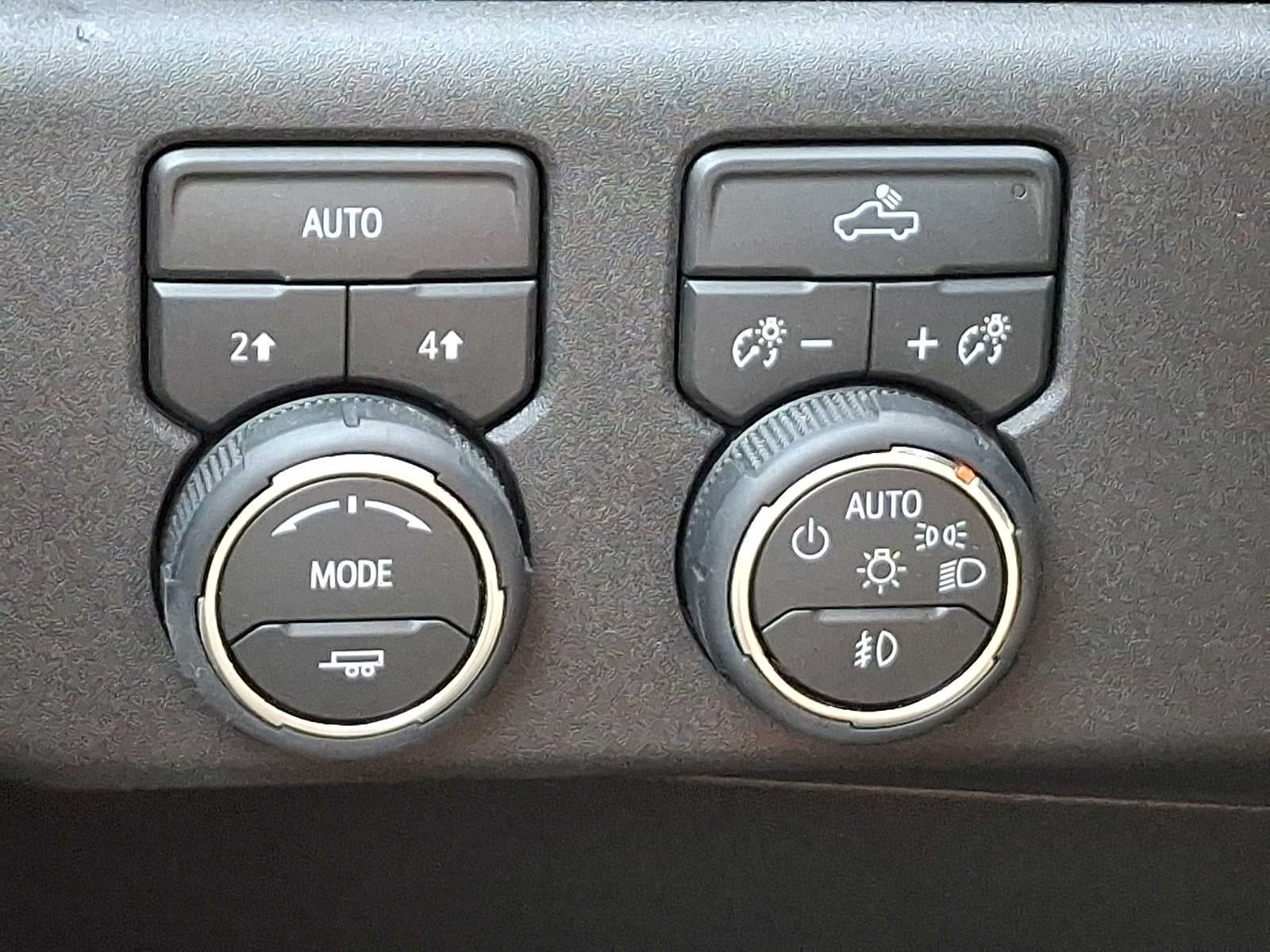 2026 Chevrolet Silverado 1500 4WD Crew Cab 147 RST