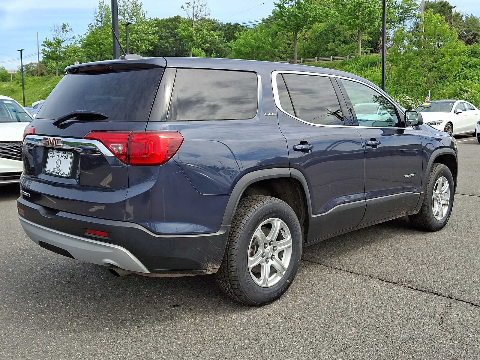 2019 GMC Acadia FWD 4dr SLE w/SLE-1