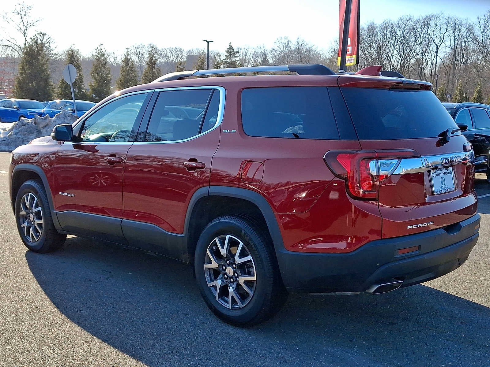 2021 GMC Acadia FWD 4dr SLE