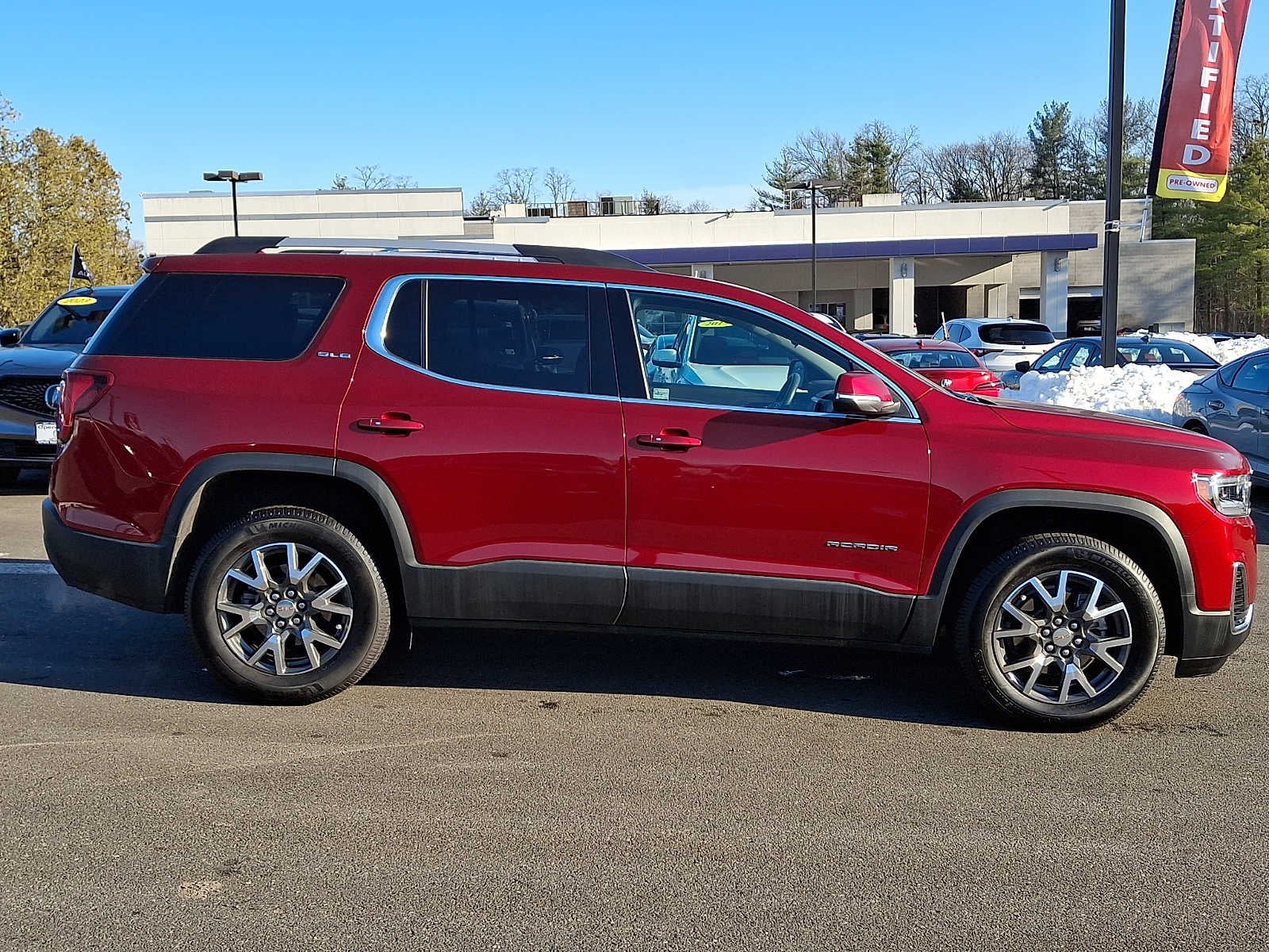 2021 GMC Acadia FWD 4dr SLE