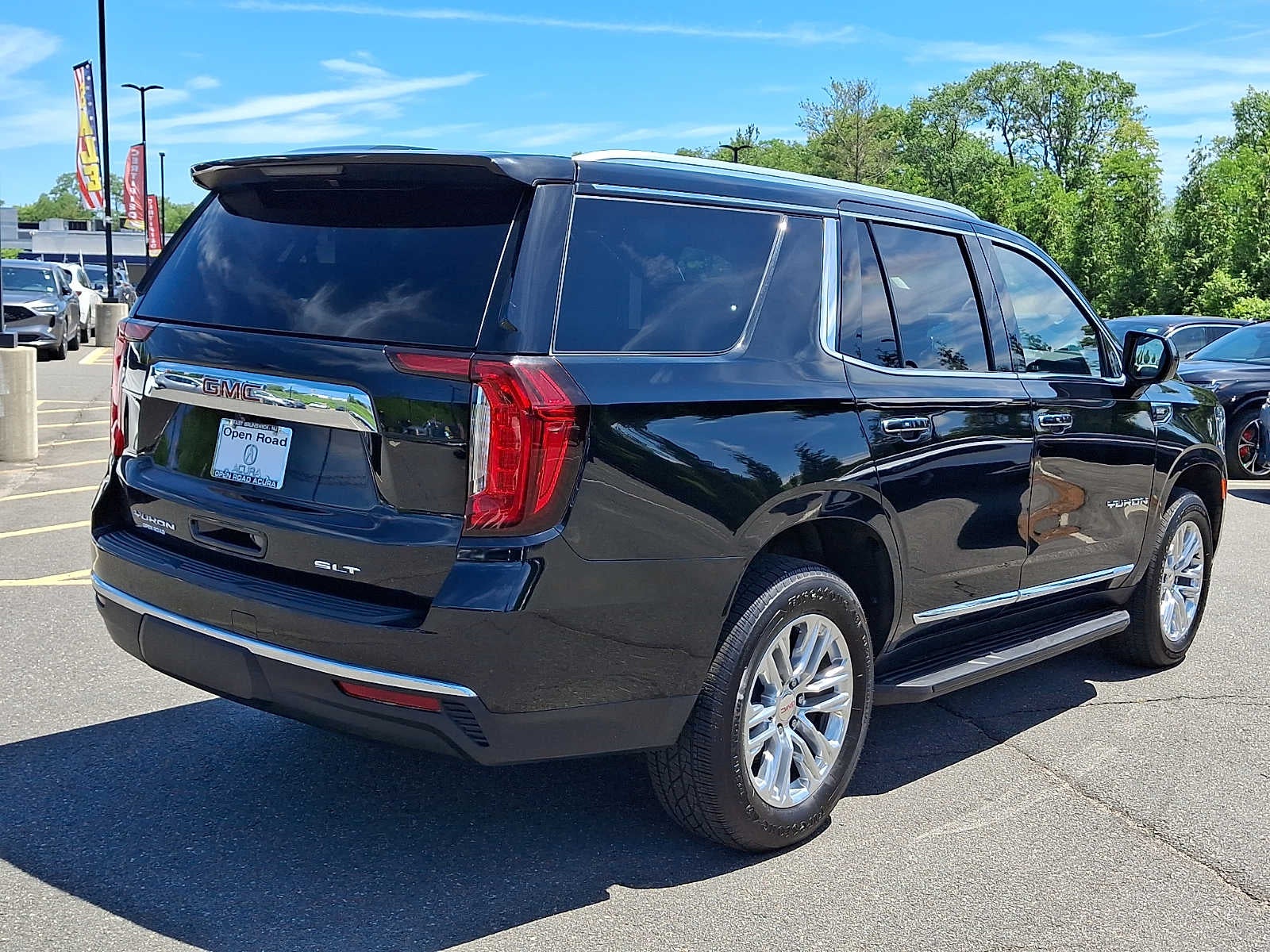 2023 GMC Yukon 4WD 4dr SLT