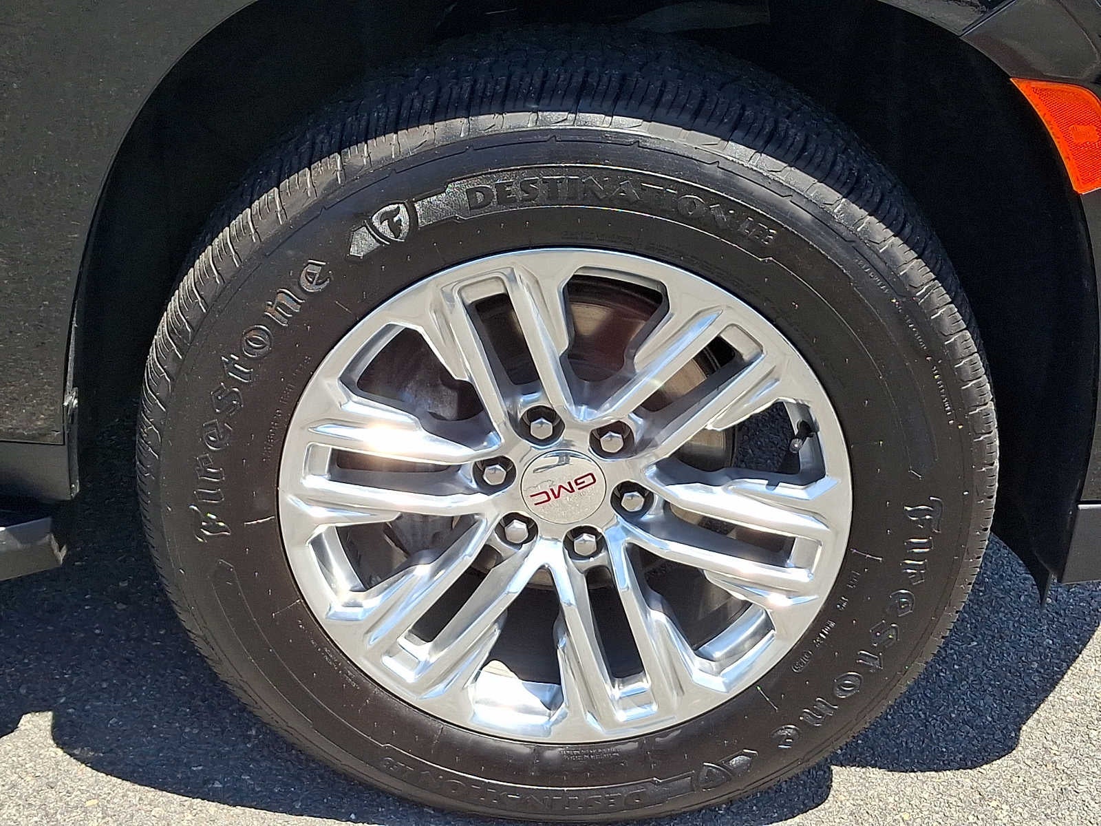 2023 GMC Yukon 4WD 4dr SLT