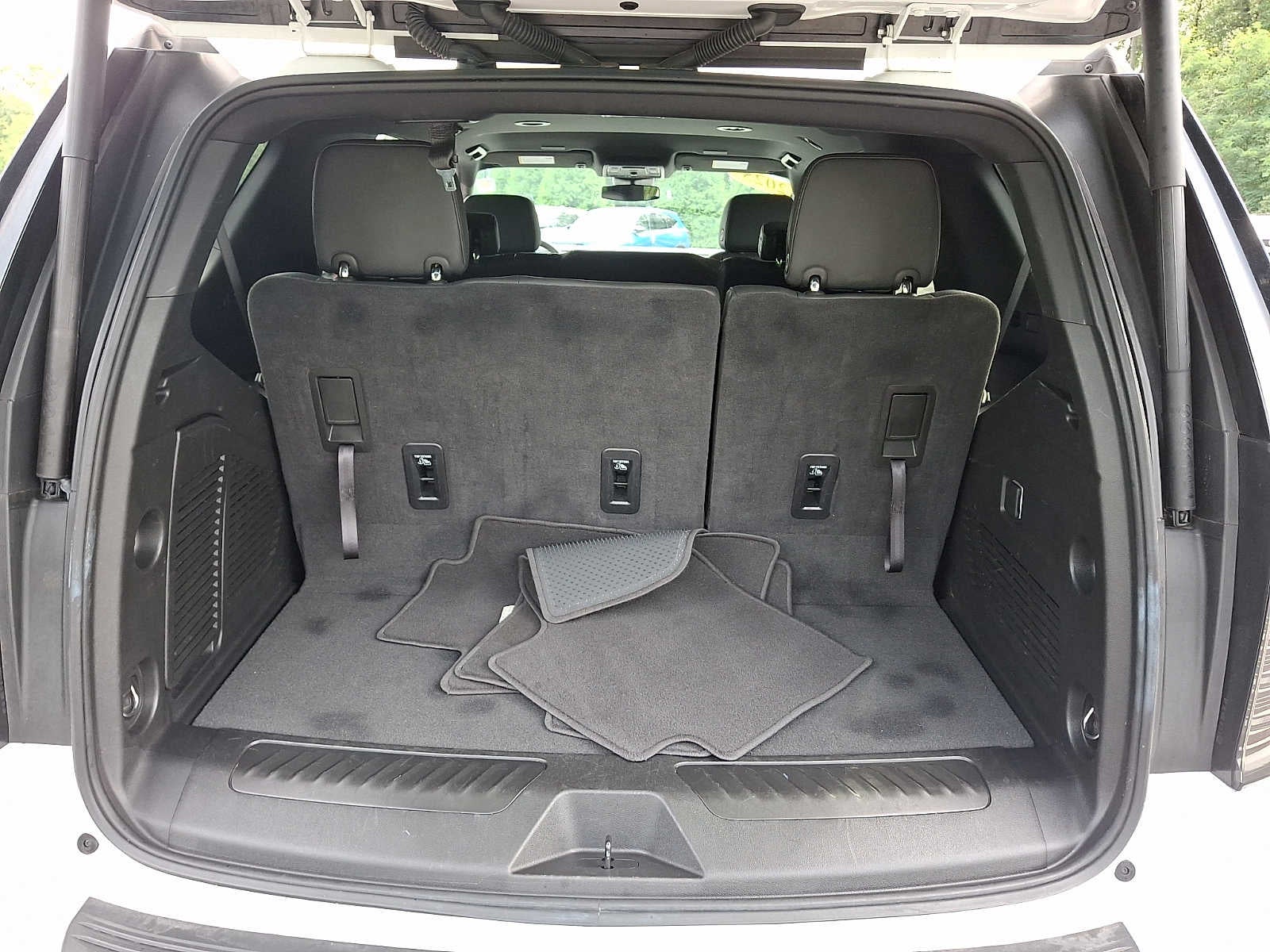 2025 Chevrolet Tahoe 4WD 4dr LT