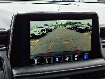 2022 Chevrolet Suburban 4WD 4dr RST
