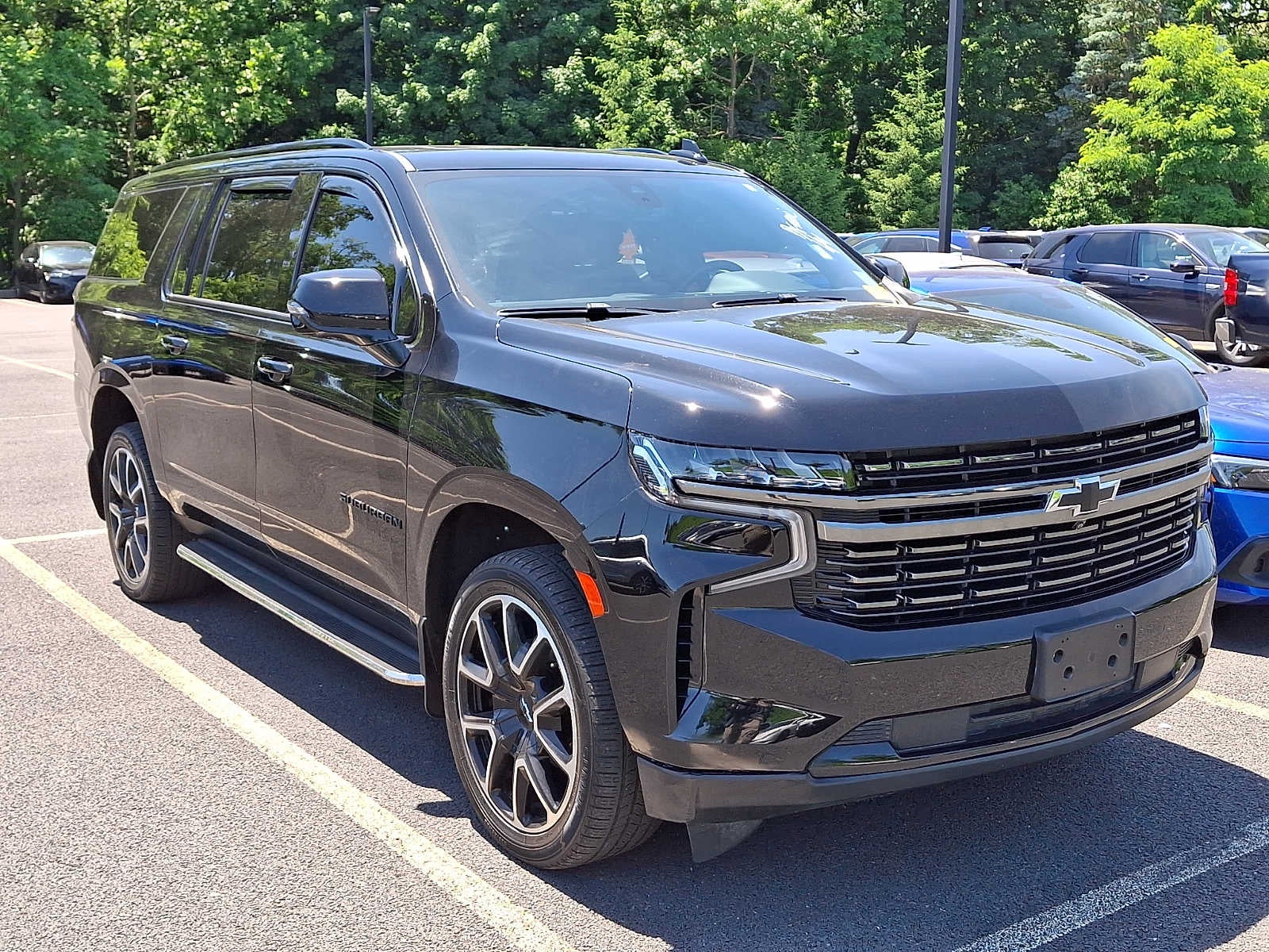 2022 Chevrolet Suburban 4WD 4dr RST