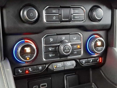2024 Chevrolet Suburban 4WD 4dr Premier