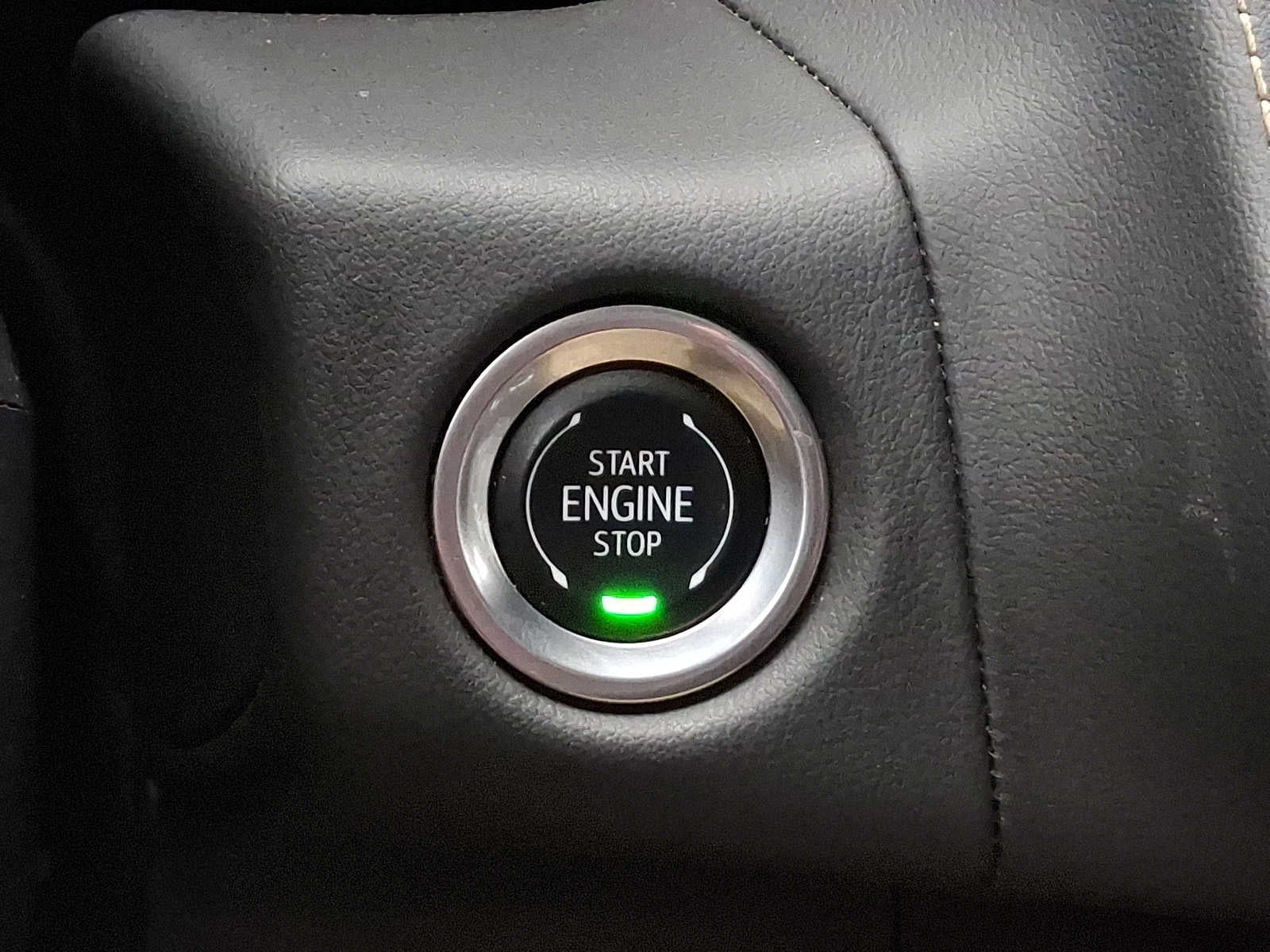 2024 Chevrolet Suburban 4WD 4dr Premier