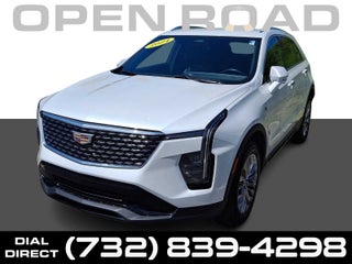 2024 Cadillac XT4 AWD 4dr Premium Luxury