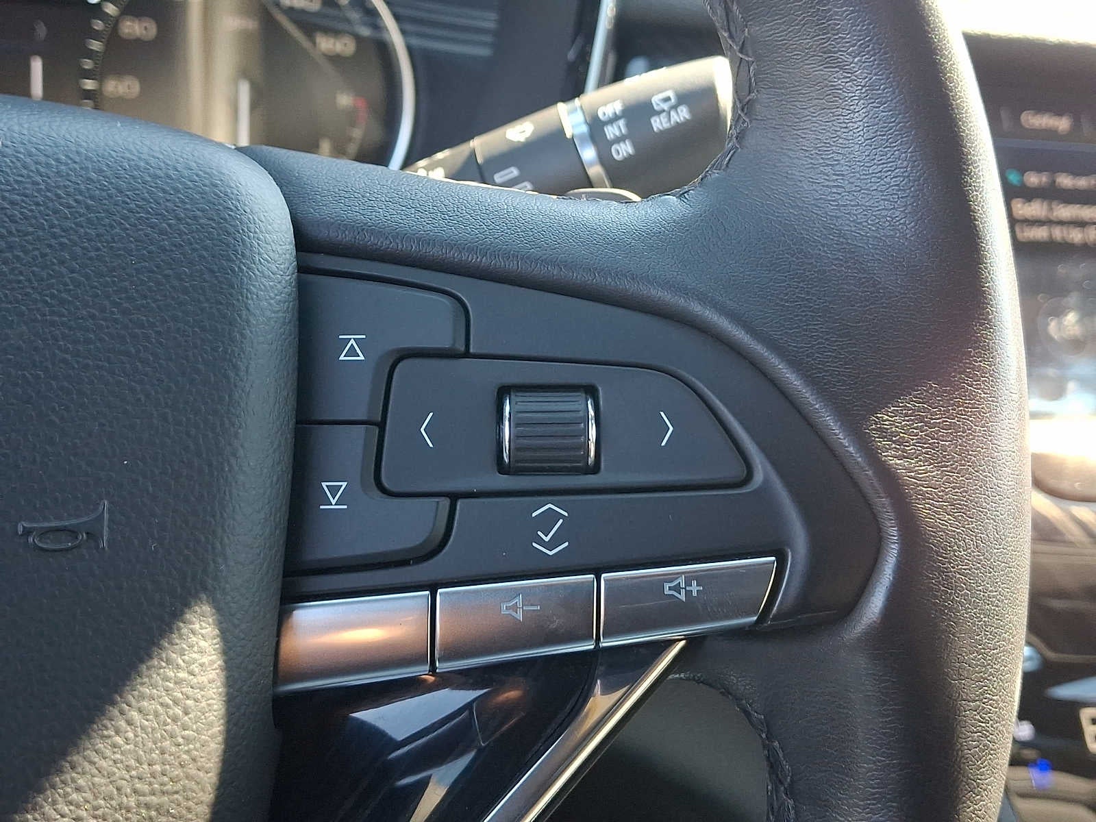 2024 Cadillac XT6 AWD 4dr Premium Luxury