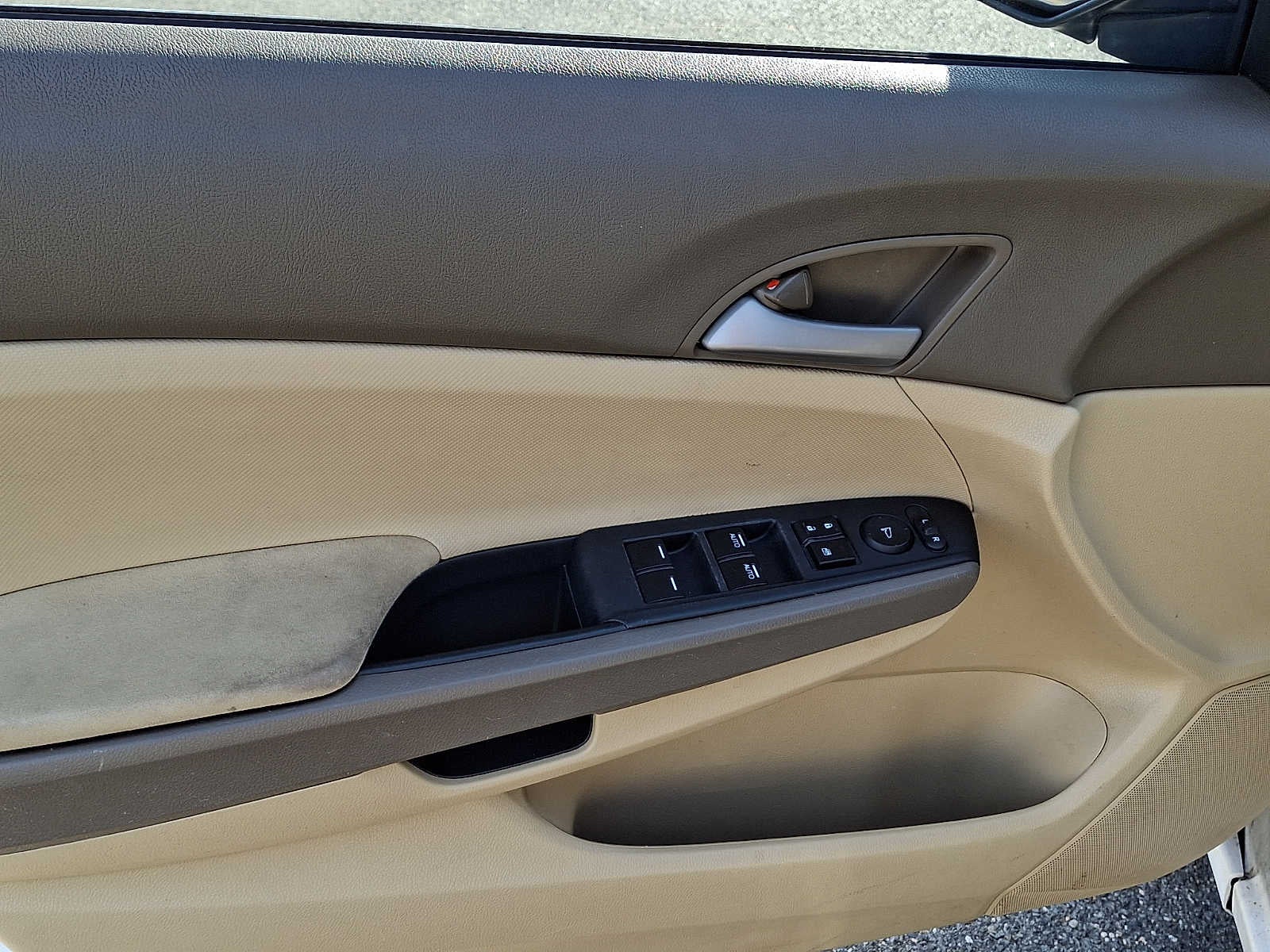 2010 Honda Accord 4dr I4 Auto LX-P
