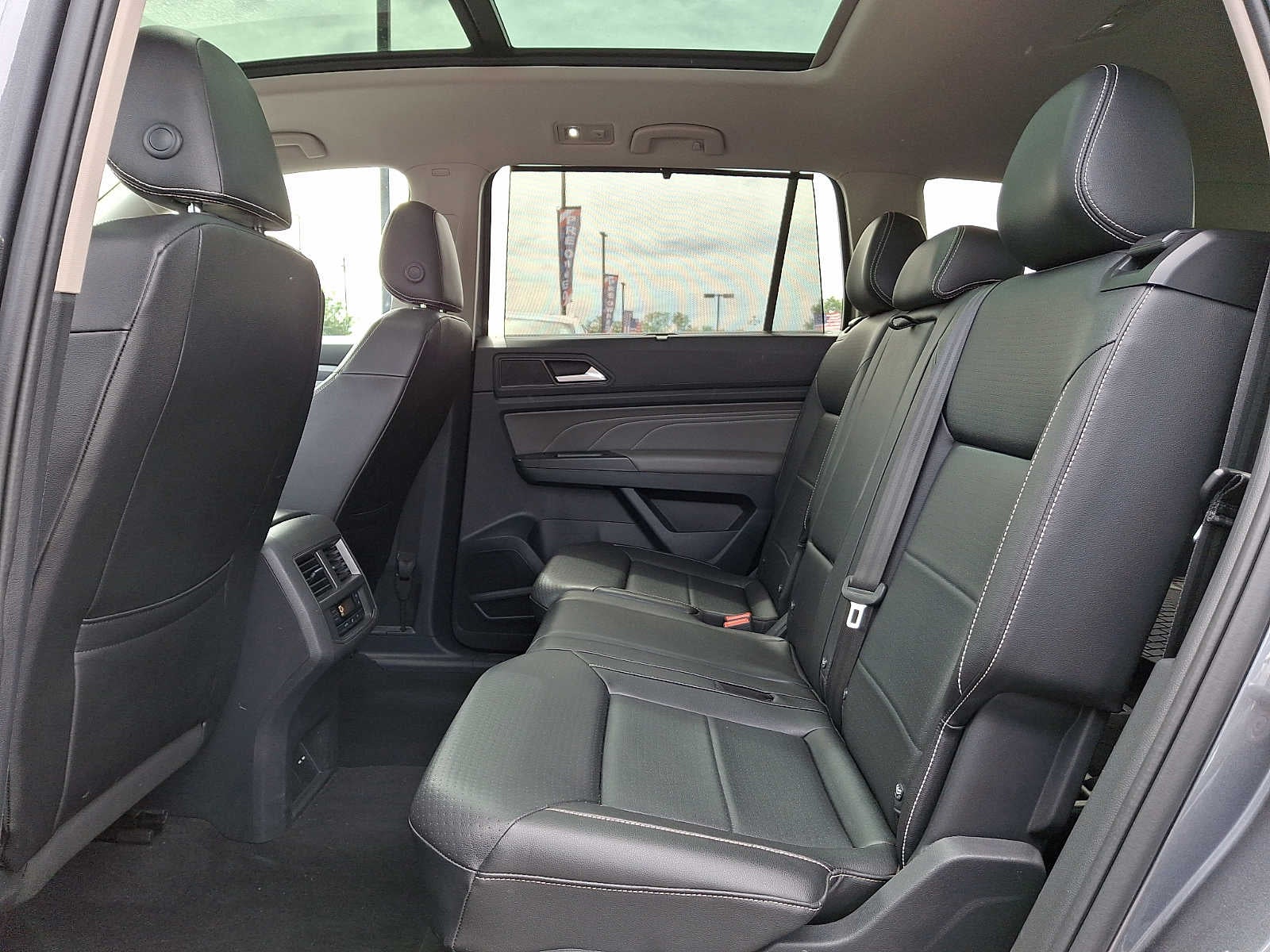 2022 Volkswagen Atlas 3.6L V6 SEL R-Line 4MOTION