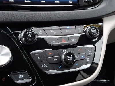 2024 Chrysler Pacifica Touring L FWD