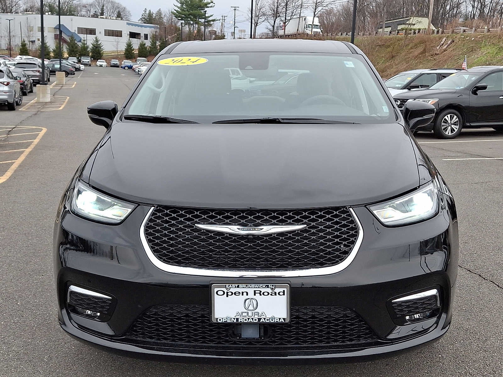 2024 Chrysler Pacifica Touring L FWD