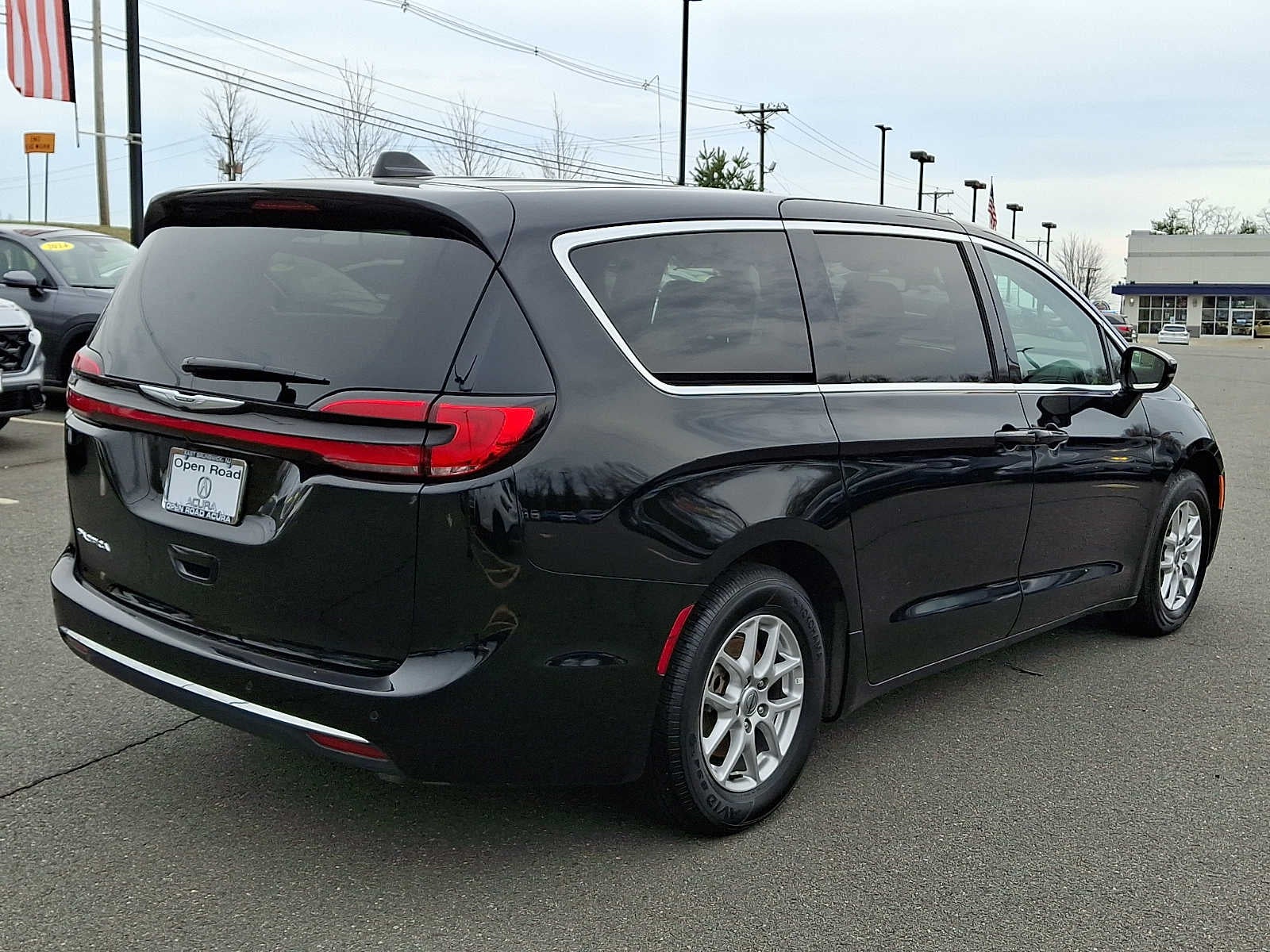 2024 Chrysler Pacifica Touring L FWD