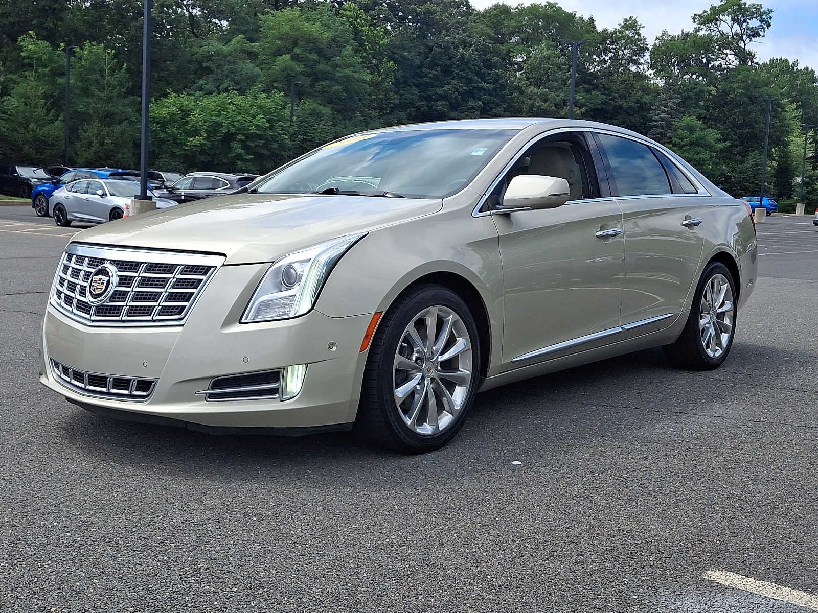 2014 Cadillac XTS 4dr Sdn Luxury FWD